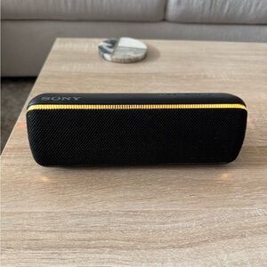 Sony Black Portable Bluetooth Speaker SRS XB-32